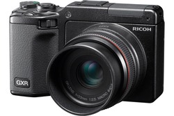 Foto zur Ricoh GXR P10 28-300mm F3,5-5,6